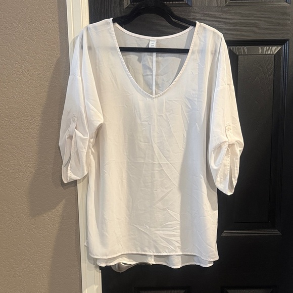 Old Navy Tops - Old Navy White Relaxed Boxy Blouse